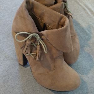 Suede heeled boots